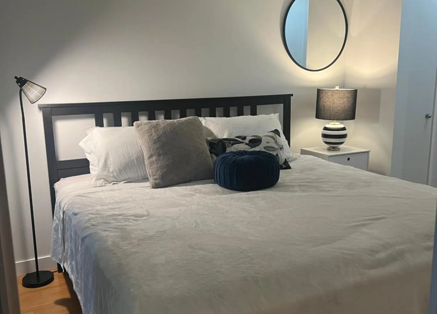 Modern Chinatown - Entire Apartment