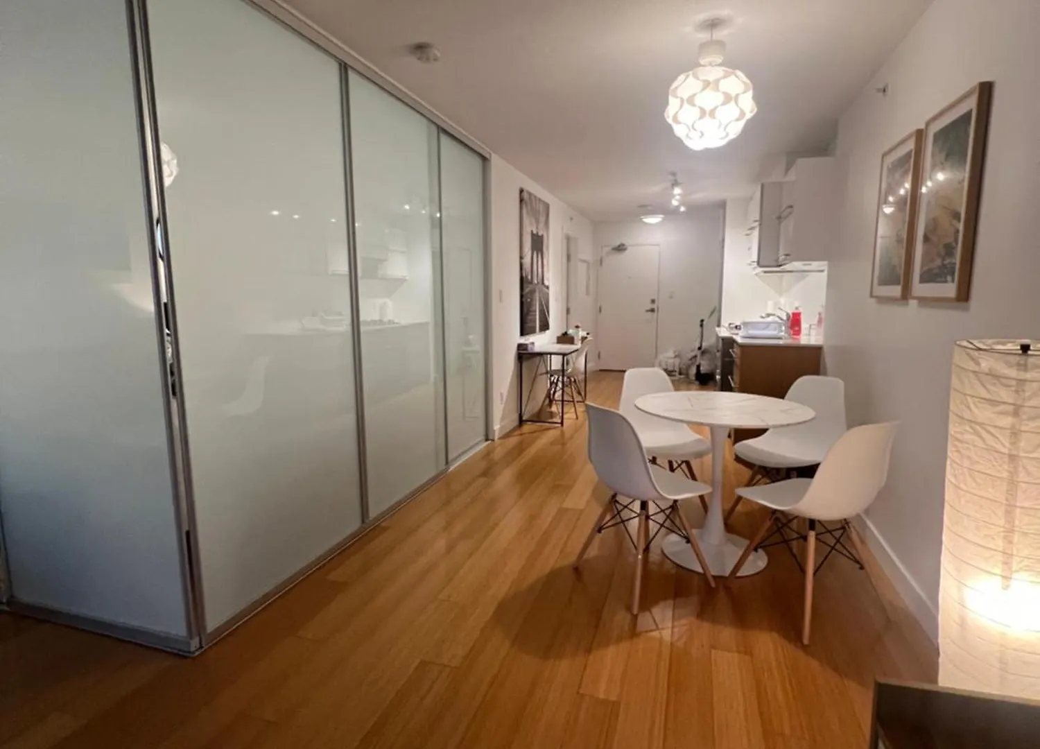 Modern Chinatown - Entire Apartment