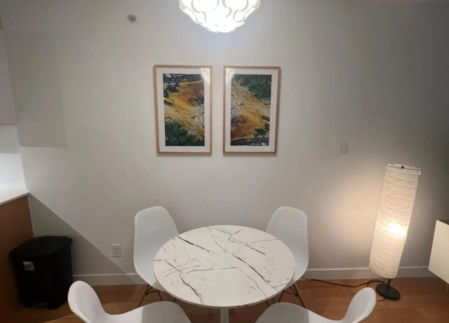Modern Chinatown - Entire Apartment Canada